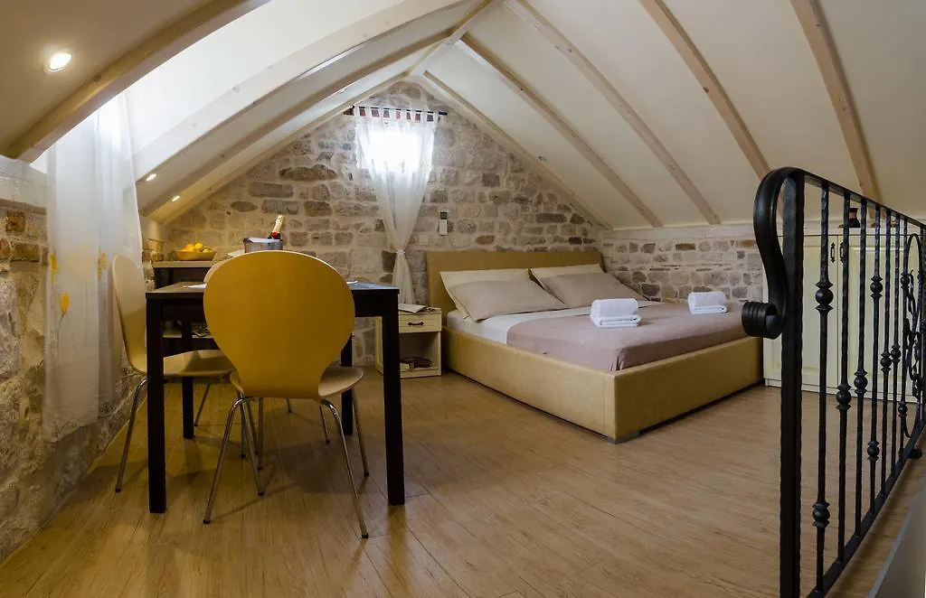 Apartments Kaja Trogir